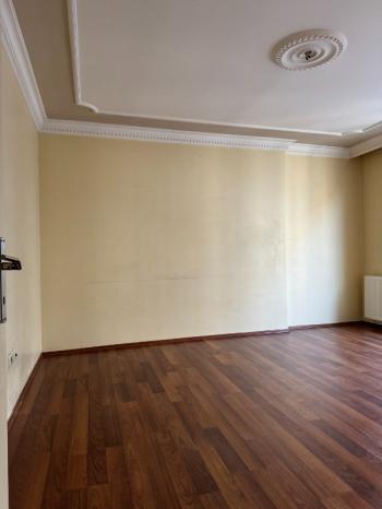 Zümrütevler Metro Yakını BOŞ DAİRE Güney Cephe Kat Mülkiyetli