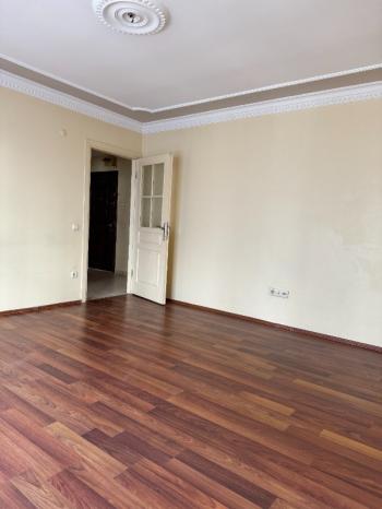 Zümrütevler Metro Yakını BOŞ DAİRE Güney Cephe Kat Mülkiyetli