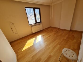 Küçükyalı Metronun Yanı Yeni Bina 3+1 Lüks Satılık Dubleks Daire
