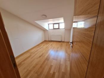 Küçükyalı Metronun Yanı Yeni Bina 3+1 Lüks Satılık Dubleks Daire