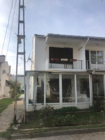 ŞARKÖY MARMARA 4 SİTESİNDE 2+1 SATILIK VİLLA...