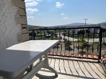 Çeşme Reisdere ‘de Sezonluk Kiralık Lüks Eşyalı 2+1 Daire