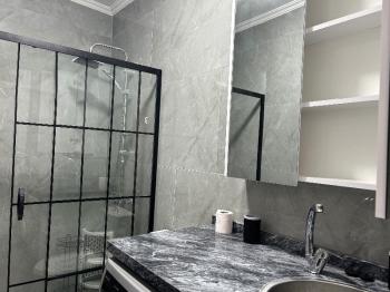 Çeşme Reisdere’de Sezonluk Kiralık 1+1 Lüks Eşyalı Daire