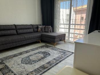 Çeşme Reisdere’de Sezonluk Kiralık 1+1 Lüks Eşyalı Daire