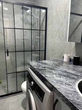 Çeşme Reisdere’de Sezonluk Kiralık 1+1 Lüks Eşyalı Daire