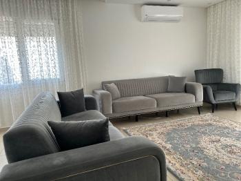 Çeşme Alaçatı ‘da  Sezonluk Kiralık Turizm Konaklama Sertifikalı 5+2 Havuzlu Triplex Villa