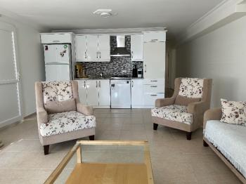Çeşme Alaçatı ‘da  Sezonluk Kiralık Turizm Konaklama Sertifikalı 5+2 Havuzlu Triplex Villa