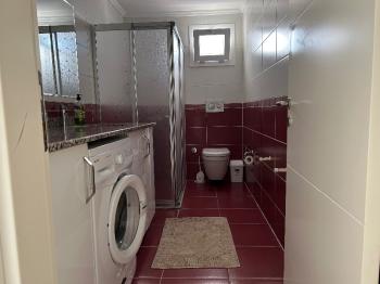 Çeşme Alaçatı ‘da  Sezonluk Kiralık Turizm Konaklama Sertifikalı 5+2 Havuzlu Triplex Villa