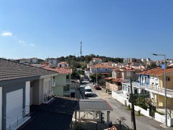 Çeşme Alaçatı’da Satılık 5+2 Havuzlu Turizm Konaklama Belgesine sahip Tripleks Villa 