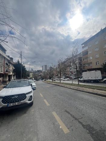Ferman Caddesi’nde Geniş 2 + 1 Satılık Daire