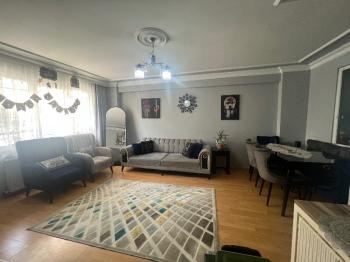 Ferman Caddesi’nde Geniş 2 + 1 Satılık Daire