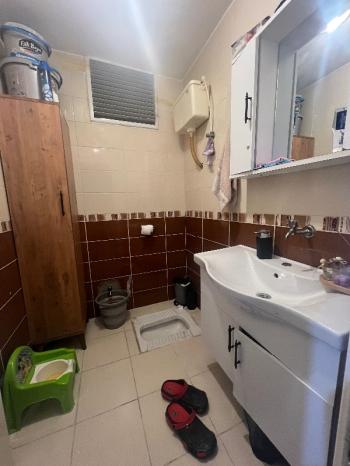 Ferman Caddesi’nde Geniş 2 + 1 Satılık Daire