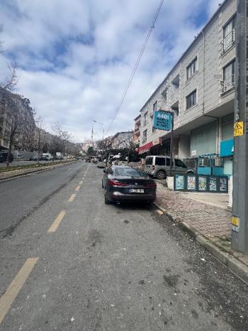 Ferman Caddesi’nde Geniş 2 + 1 Satılık Daire