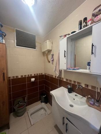 Ferman Caddesi’nde Geniş 2 + 1 Satılık Daire