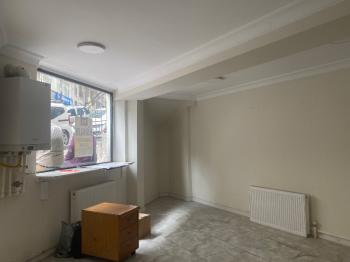 HÜSREV GEREDE CADDESİNDE 60m2 DEPOLU DÜKKAN MAĞAZA