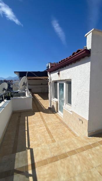 Antalya konyaaltı sahile 150 metre uzaklıkta kiralık 3 + 1