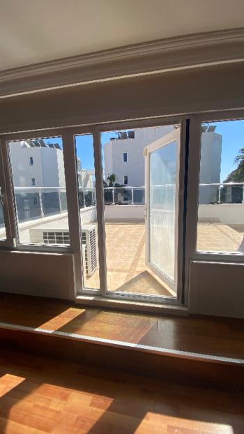 Antalya konyaaltı sahile 150 metre uzaklıkta kiralık 3 + 1