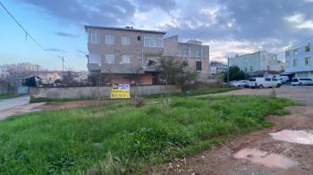 Ataşehir de ticari ve konut imarlı Arsa
