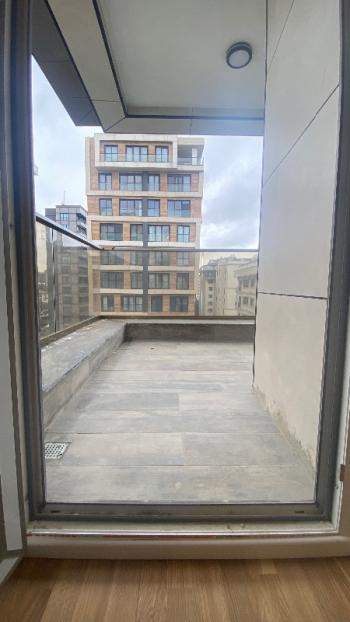 Caddebostan İskele Sokak’ta satılık 3+1