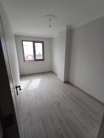 SULTANBEYLİ MECİDİYE MAHALLESİNDE 2+1 SATILIK DAİRE
