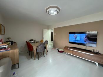 Nüzhetiye Caddesi üzerinde 3+1 merkezi lokasyonda