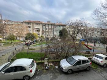 Nüzhetiye Caddesi üzerinde 3+1 merkezi lokasyonda