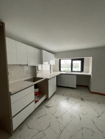 Halıcıoğlu 'da manzaralı dublex daire
