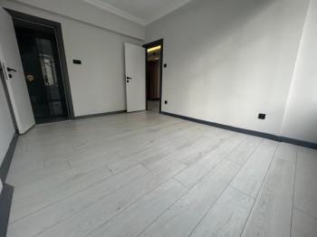 BOSTANCIDA METROYA 5 DK EBV.BANYO K.MUTFAK ARAKAT ULTRA LÜKS 3+1
