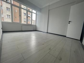BOSTANCIDA METROYA 5 DK EBV.BANYO K.MUTFAK ARAKAT ULTRA LÜKS 3+1