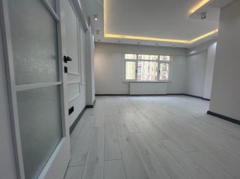 BOSTANCIDA METROYA 5 DK EBV.BANYO K.MUTFAK ARAKAT ULTRA LÜKS 3+1
