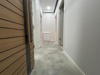 KOZYATAĞI'NDA METROYA MİNİBÜSE ÇOK YAKIN SIFIR 2+1 LÜKS DAİRE