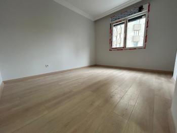 KOZYATAĞI'NDA METROYA MİNİBÜSE ÇOK YAKIN SIFIR 2+1 LÜKS DAİRE