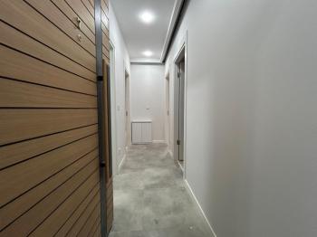KOZYATAĞI'NDA METROYA MİNİBÜSE ÇOK YAKIN SIFIR 2+1 LÜKS DAİRE