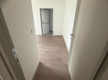 NEZİH MUHİTTE EBEVEYN BANYOLU ÖNÜ AÇIK VE OTOPARKLI SIFIR 3+1