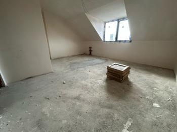 MERKEZİ KONUMDA YERDEN ISITMA OTOPARK 4+1 TERASLI DUBLEKS