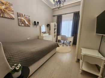 BEYLIKDÜZÜ KAVAKLI'DA 3 TAPULU MİMARİ TASARIMLI EMSALSİZ DAİRE 6+2