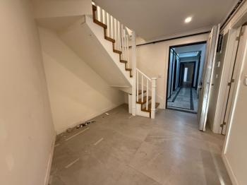 ALTINTEPEDE BOSTANCI VE SAHİLE KOMŞU KONUMDA 4+1 195 M² DUBLEKS