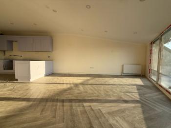 ALTINTEPEDE BOSTANCI VE SAHİLE KOMŞU KONUMDA 4+1 195 M² DUBLEKS