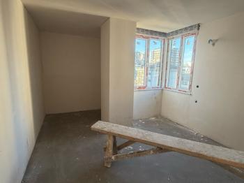 BOSTANCI SAHİLDE CADDEYE 5 DK DENİZ MANZARALI ULTRA LÜKS 3+1