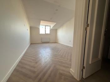 ALTINTEPE'DE CADDEYE BOSTANCIYA SAHİLE KOMŞU 300 m² 5+2 DUBLEKS