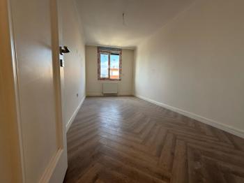 ALTINTEPE'DE CADDEYE BOSTANCIYA SAHİLE KOMŞU 300 m² 5+2 DUBLEKS