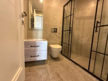 ALTINTEPE'DE CADDEYE BOSTANCIYA SAHİLE KOMŞU 300 m² 5+2 DUBLEKS