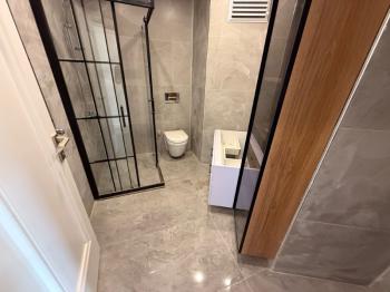 ALTINTEPE'DE CADDEYE BOSTANCIYA SAHİLE KOMŞU 300 m² 5+2 DUBLEKS