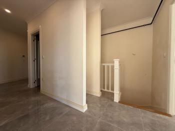 ALTINTEPE'DE CADDEYE BOSTANCIYA SAHİLE KOMŞU 300 m² 5+2 DUBLEKS