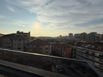 ALTINTEPE'DE CADDEYE BOSTANCIYA SAHİLE KOMŞU 300 m² 5+2 DUBLEKS