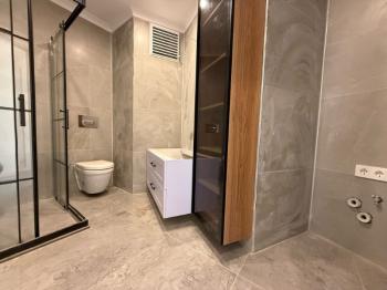 ALTINTEPE'DE CADDEYE BOSTANCIYA SAHİLE KOMŞU 300 m² 5+2 DUBLEKS