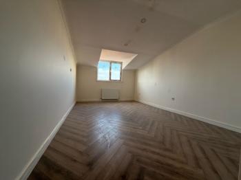 ALTINTEPE'DE CADDEYE BOSTANCIYA SAHİLE KOMŞU 300 m² 5+2 DUBLEKS