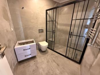 ALTINTEPE'DE CADDEYE BOSTANCIYA SAHİLE KOMŞU 300 m² 5+2 DUBLEKS