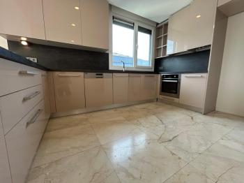 FENERBAHÇE DALYAN SAHİL'DE MARİNAYA CADDEYE ÇOK YAKIN 130 M² 3+1