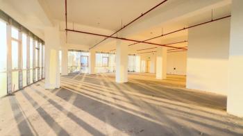  3000 M2 KULLANIM ALANLI  YEPYENİ  KOMPLE KİRALIK PLAZA  